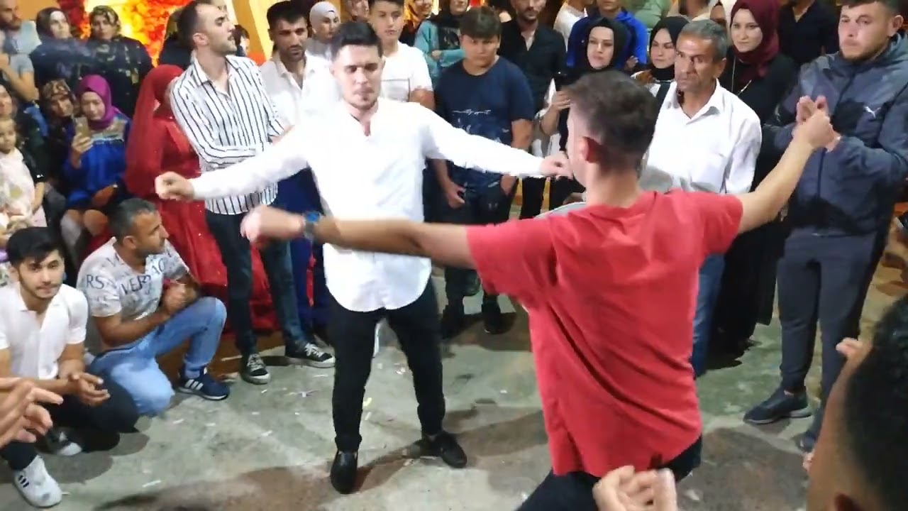 Ayt&uuml;l &Ouml;ZT&Uuml;RK Canbazlı k&ouml;y&uuml; muhtarının kızının kınası1.... 15 Temmuz 2022