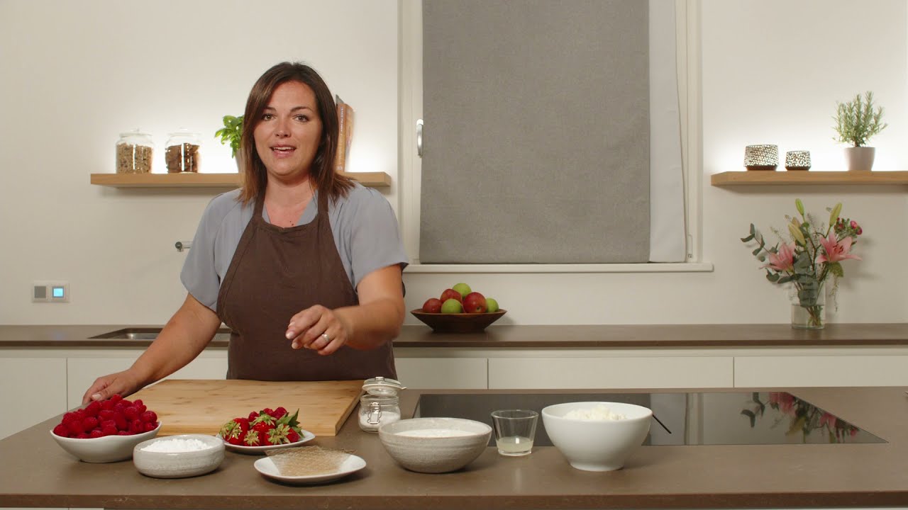 Simply guat 07/21 | Südtiroler Joghurtmousse mit Himbeergelee