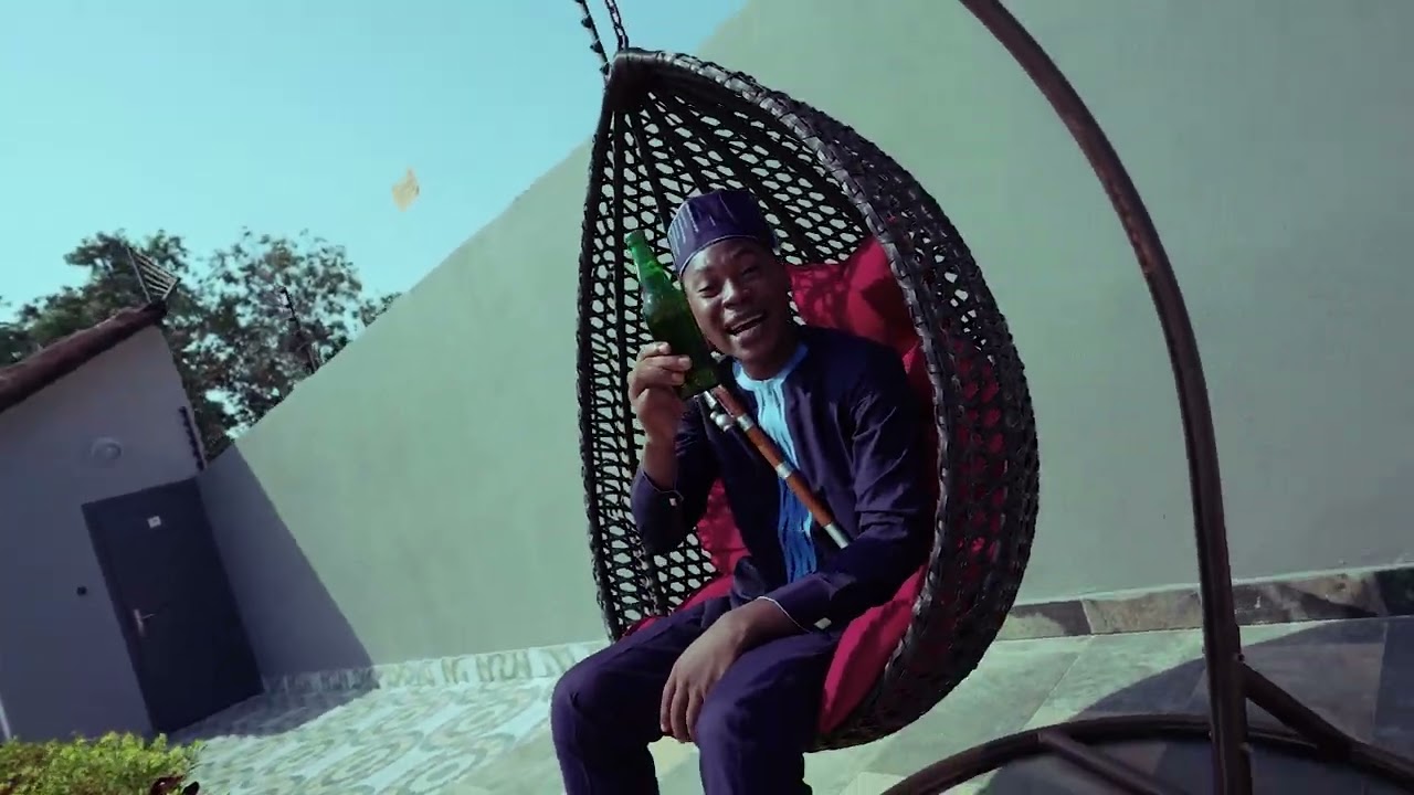 GBEZE JUNIOR _ GOTA-PIANO  ( Clip officiel )