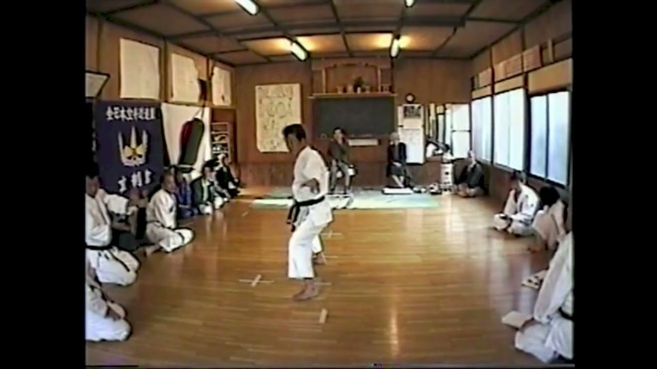 画像改善版　玄制流　初代宗家　祝嶺制献　による最後の講習会　１９９８年１２月１３日　松月院道場　（伊東市）にてPart 4　　編集：玄制流空手道岡山　藤田哲也　長いので区切ってUPします。