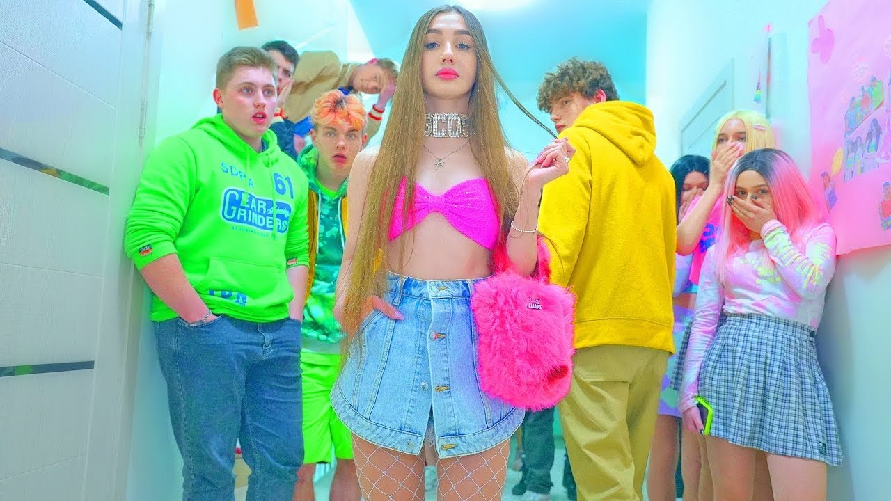 Buntowniczki chcą zwrócić na siebie uwagę facetów! 😱 Diana ma kłopoty? | Relacje w szkole