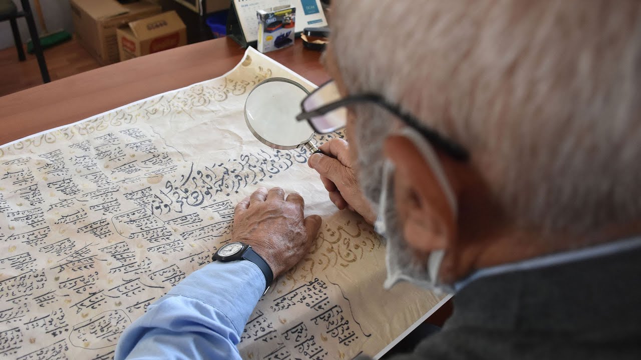 Osmanlıca yazılı tapu ve senetler ondan soruluyor