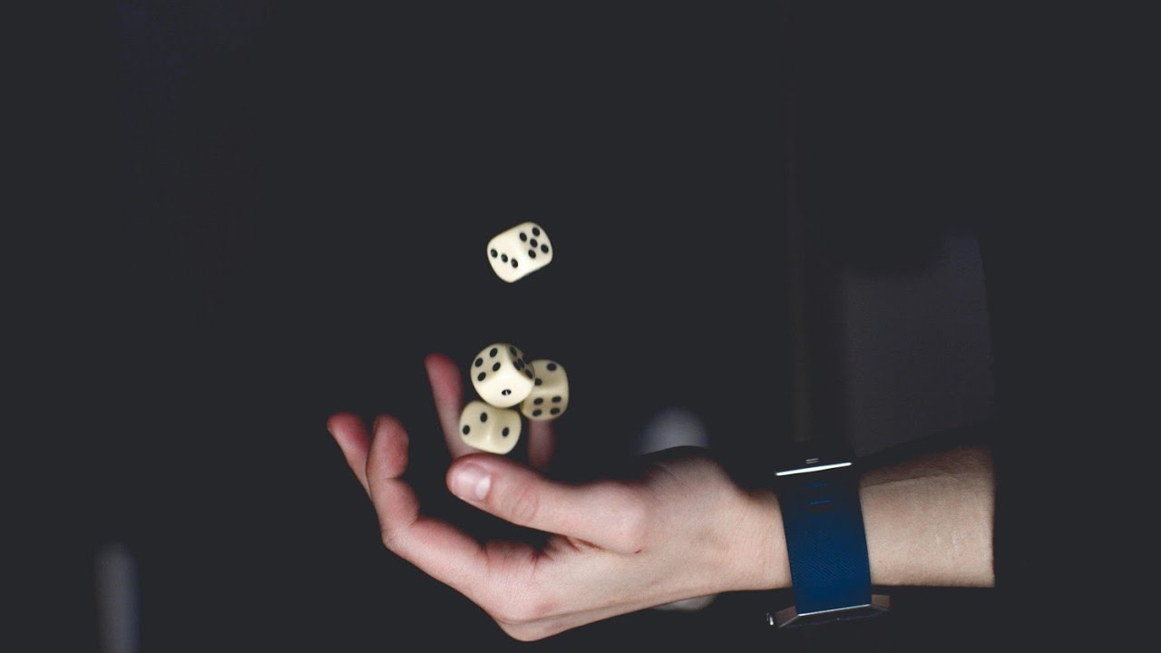 OJO Esta persona mueve fichas a su propio beneficio nomas ( PLAYER de poco Fiar observa) 🕵‍♀️🕵