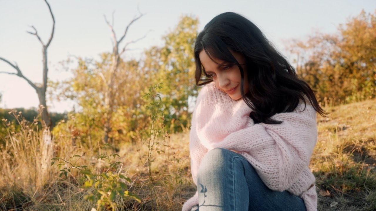 Lucie Bílá - Máma (oficiální video)