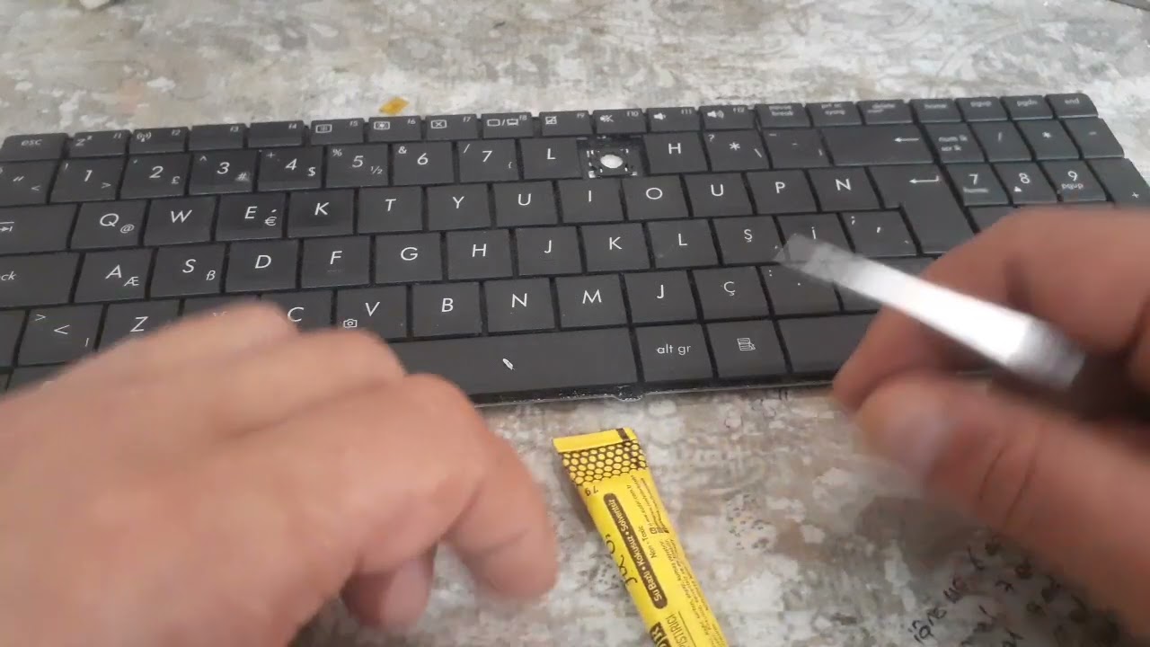 Laptop Klavye Bozulan Tuş  Onarımı