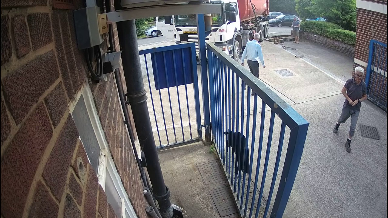 Biffa Truck vs Wall