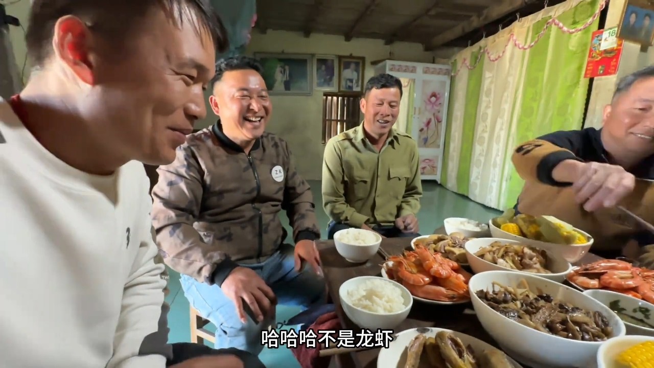 老丈人要给这个中国姑爷留下一层房子，姑爷直接回绝是怎么回事#越南生活 #越南媳妇 #越南女孩