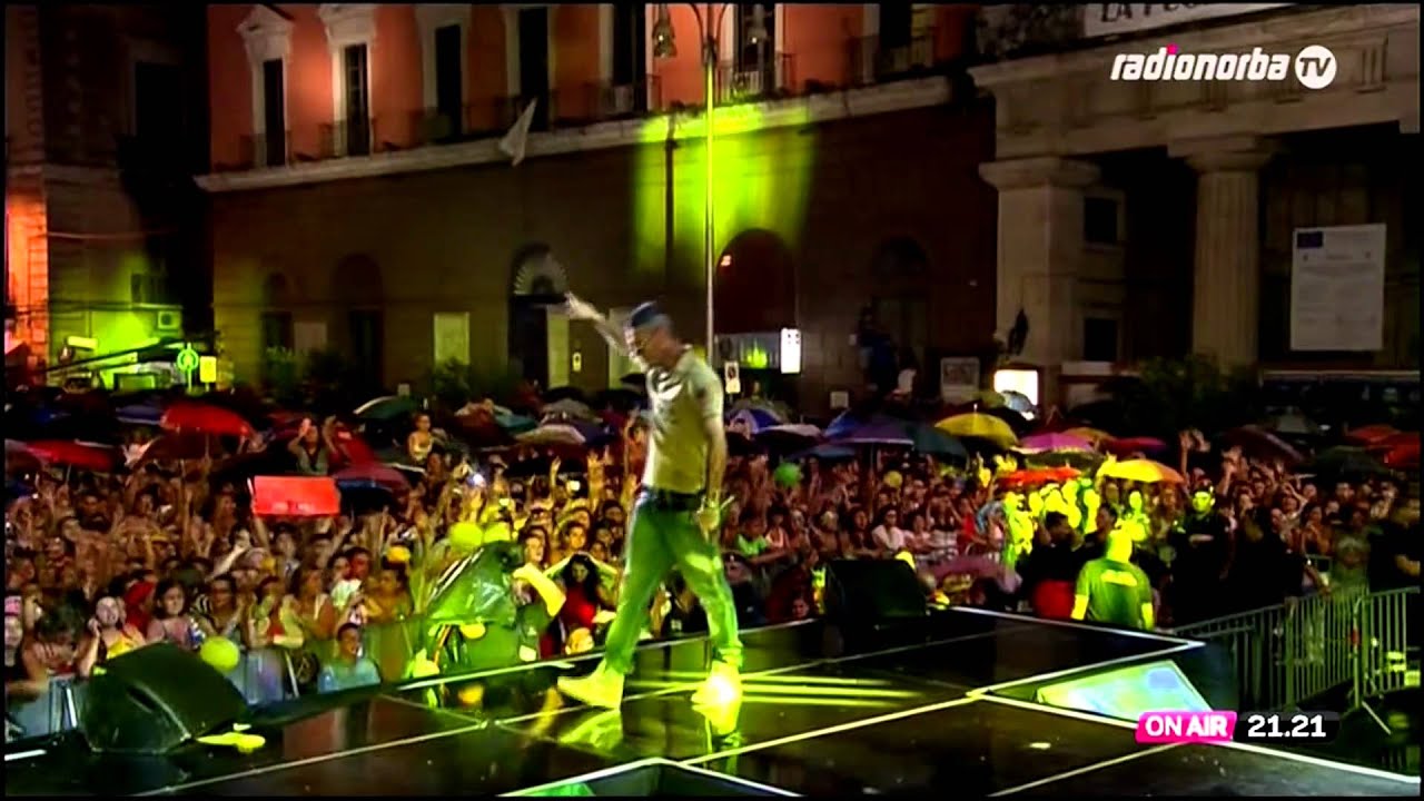 Emis Killa - Radionorba Battiti Live 2012 - Bari