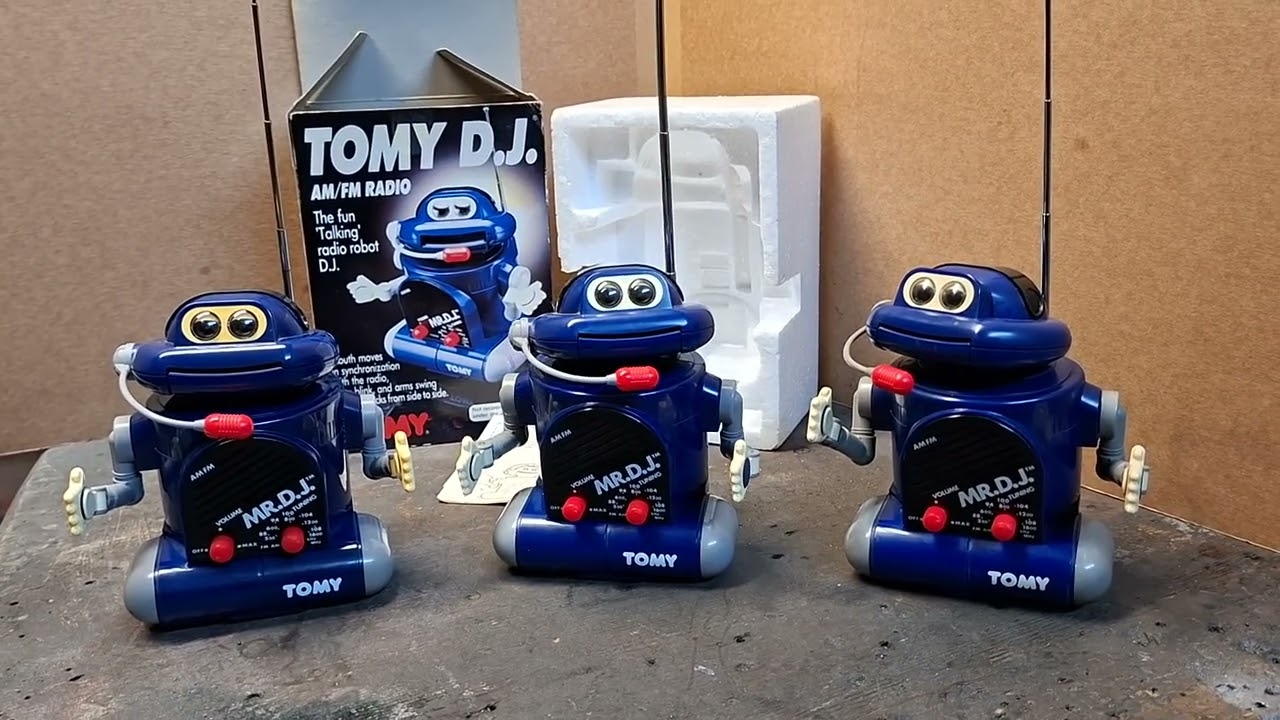 3 x Mr. DJ von Tomy . Alle drei volle Funktion . 