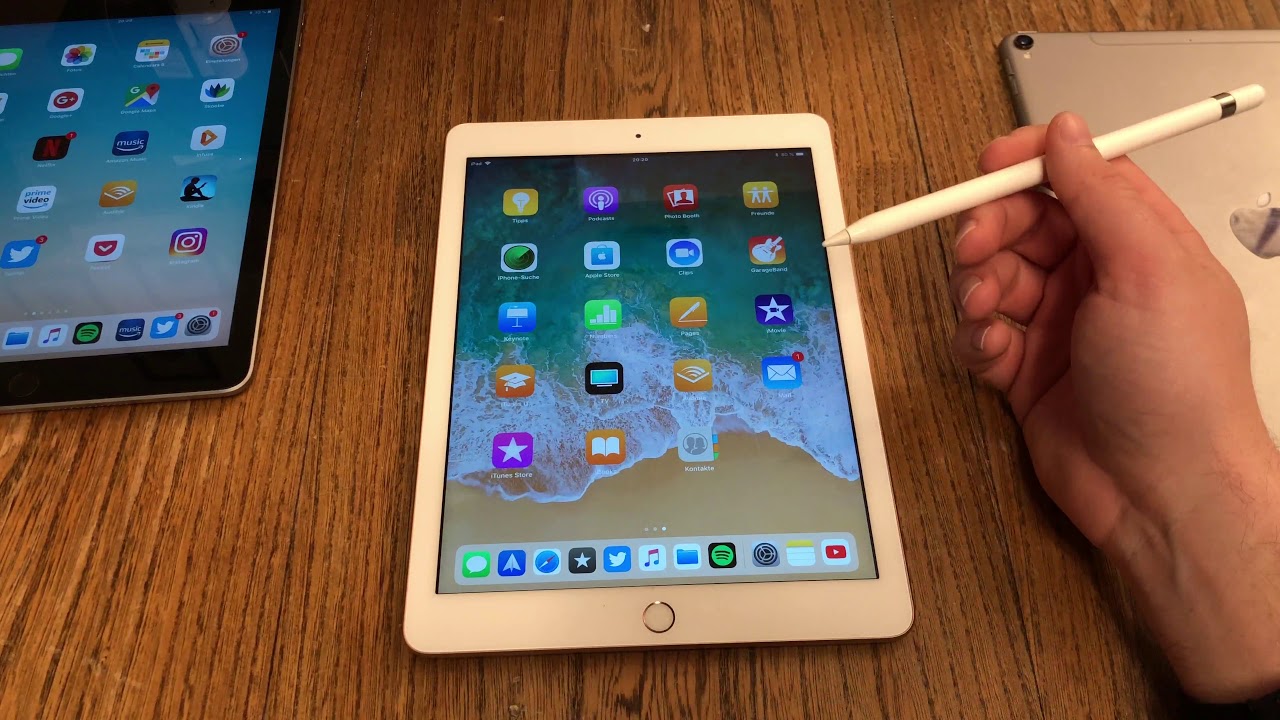 Apple iPad 2018 Setup and First Impressions - Restore from iCloud backup