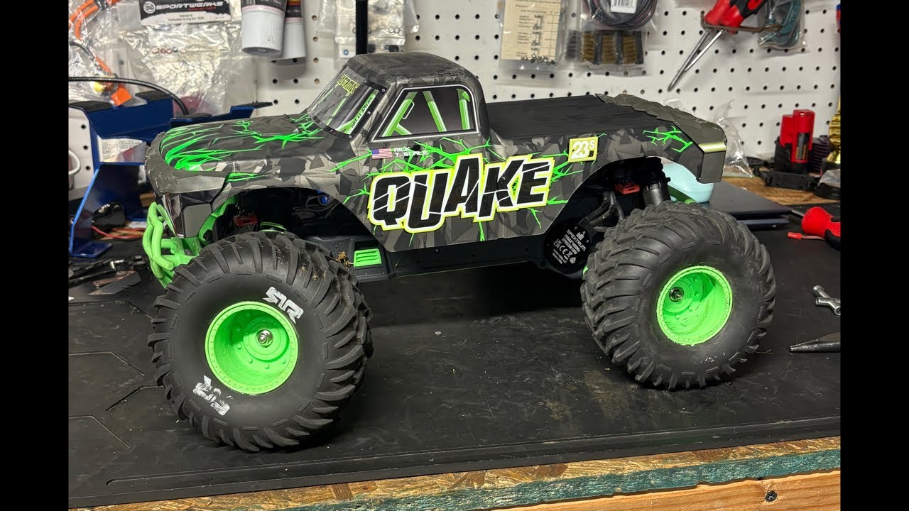 Rynks is live! The arrma quake is much better with the shocks redone! But that diff needs some work!