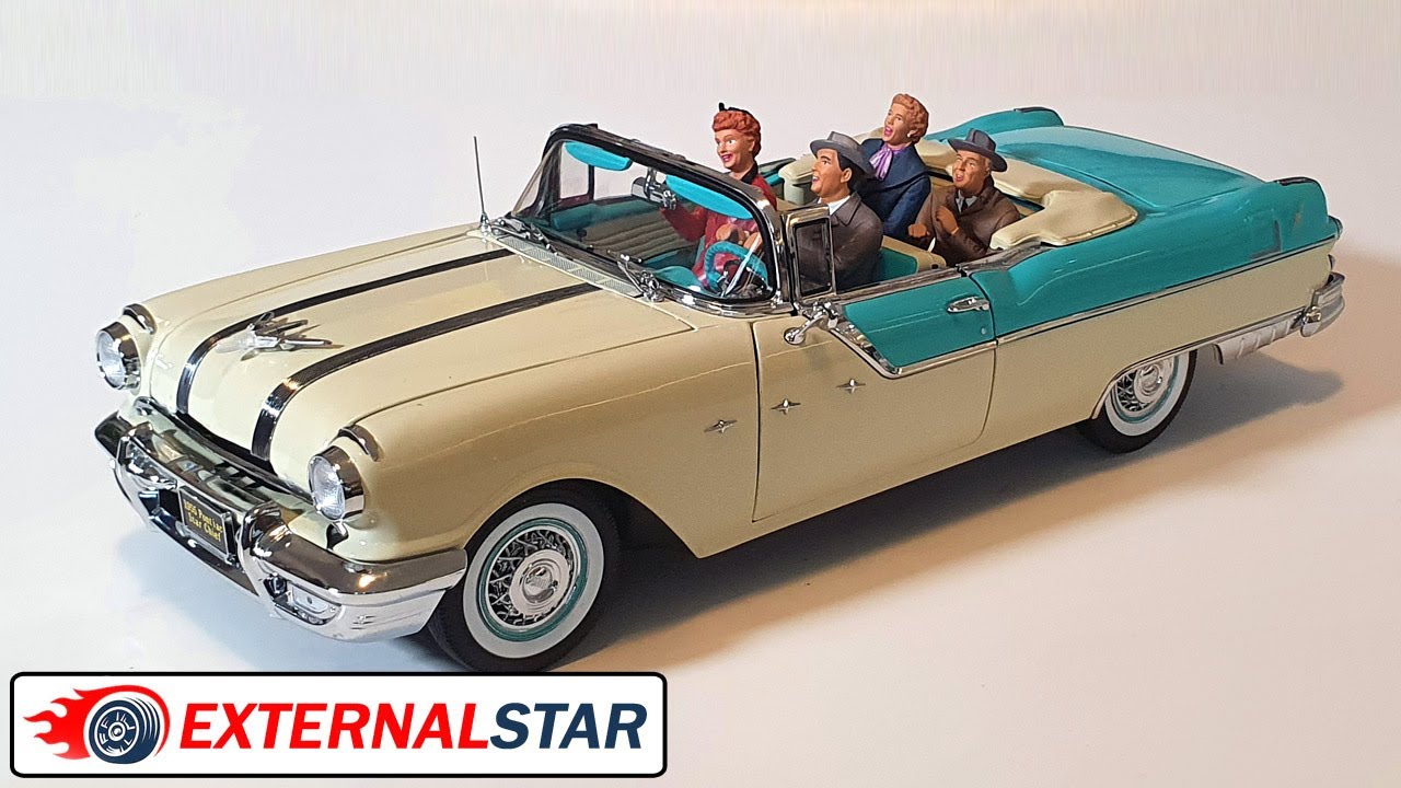 Review: 1955 Pontiac Star Chief 1:18 model by Sun Star