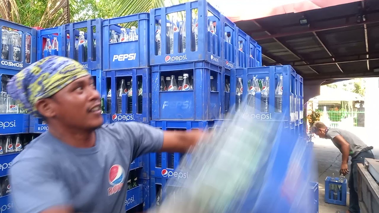 emty bottel of pepsi cola for duro boys