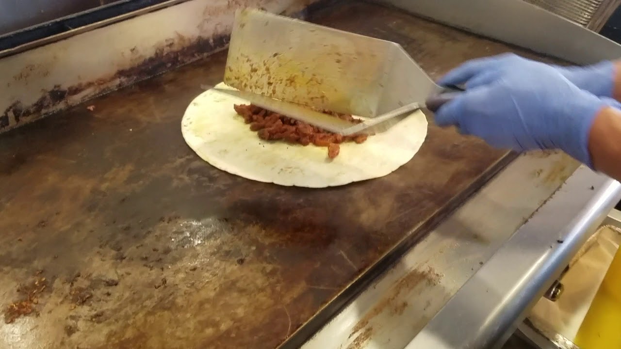 COMO HACER UN BURRITO  (AL PASTOR).