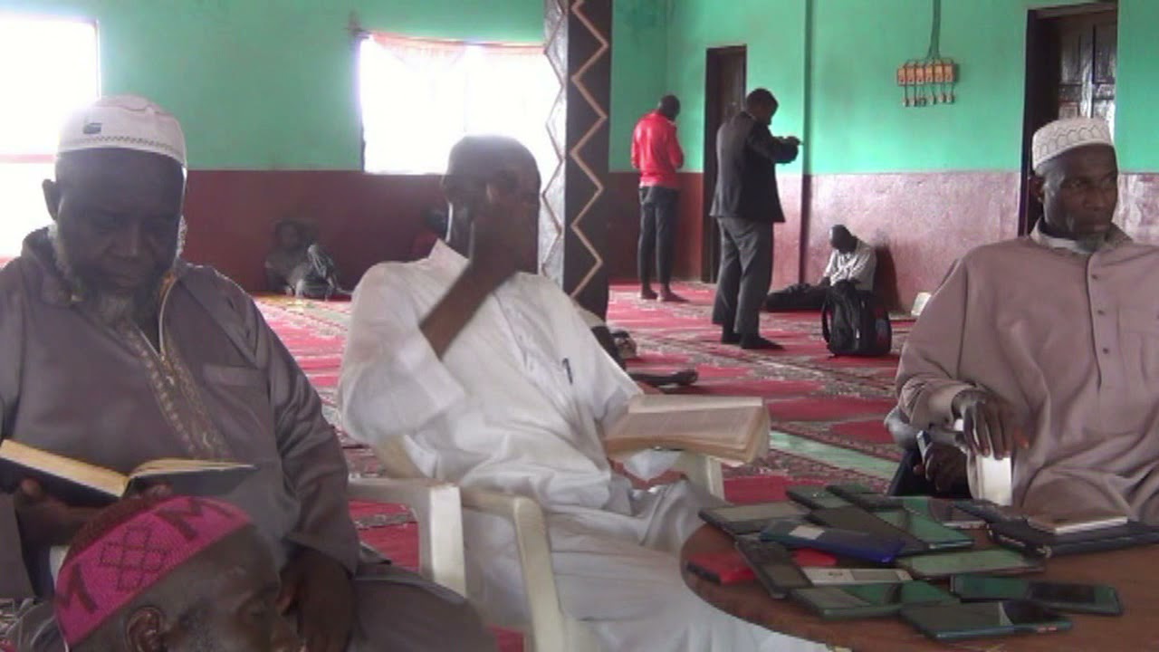 OUSTAZE OUMAR DORE DIECKE 2022 VOL 3