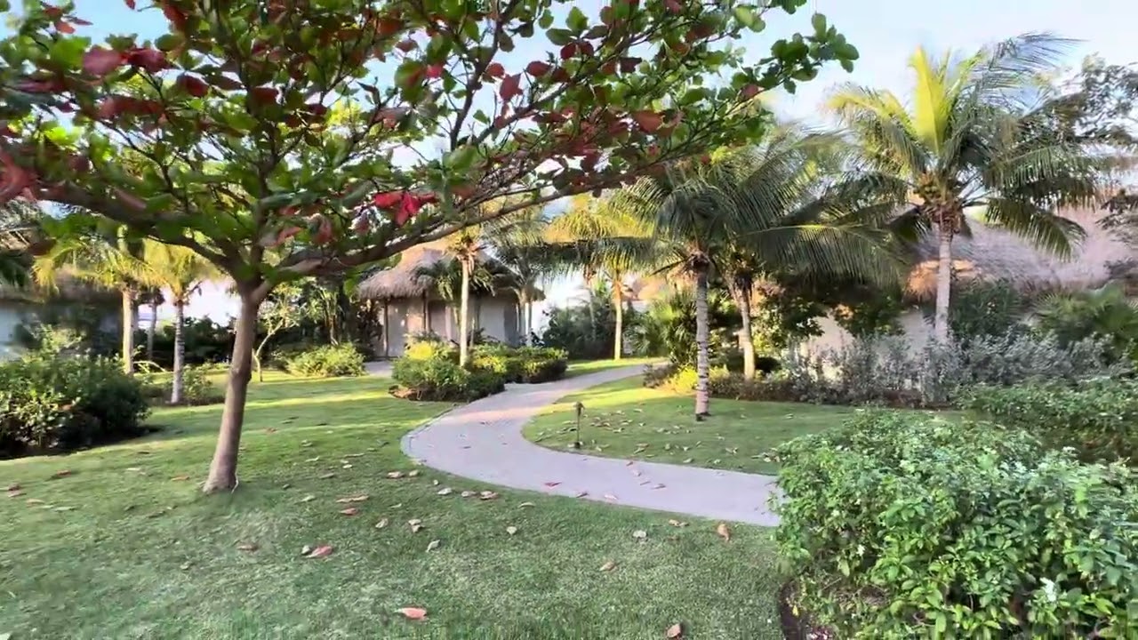 Carisia building area at Sandals Royal Curaçao