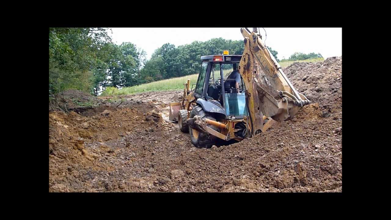 Case 580L Turbo Digging Pond