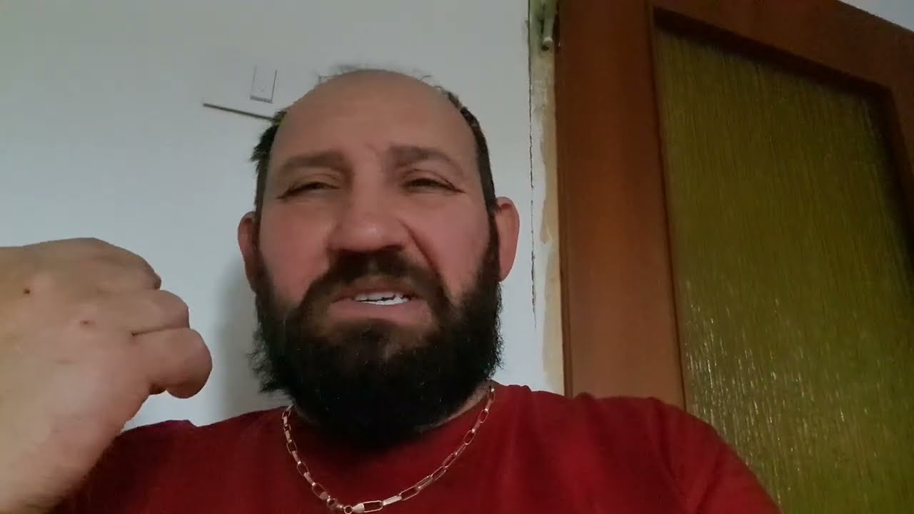 Nu &icirc;nțeleg De Ce ..???? &Icirc;mi bagă fumu de la șemineu &icirc;n Baie, ajutațimă cu sfaturi.