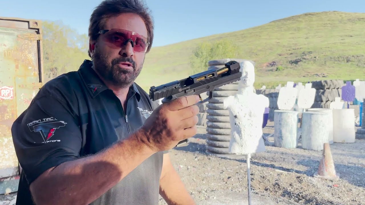 Taran ⚡️ reviews the BRAND NEW @sigsauerinc  P320 Spectre Comp 💨