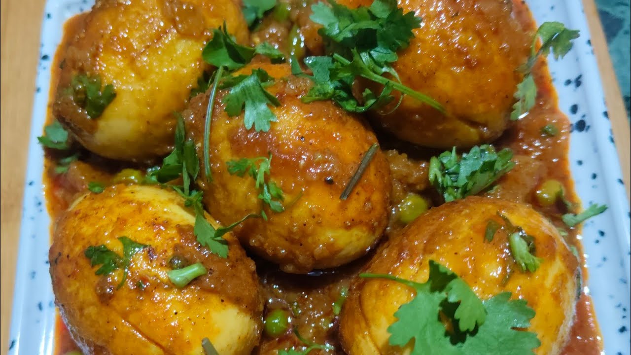 Egg matar masala curry बहुत टाइम बाद मैंने egg की रेसिपी बनाई to socha kuch different Sa banay
