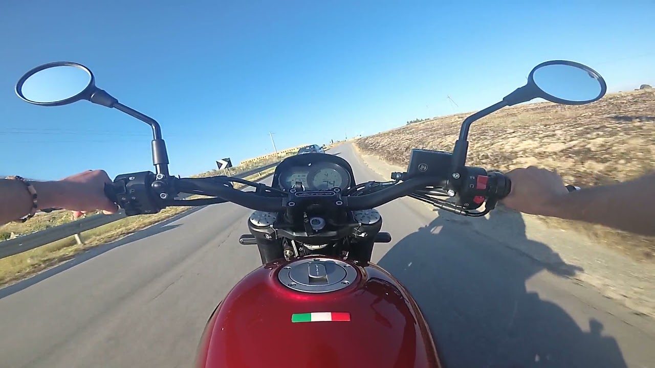 On Board Benelli Leoncino 500 Full Arrow Exhaust Gravina in Puglia Italy