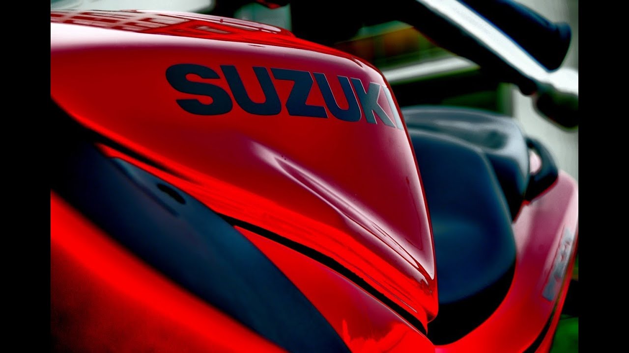 Suzuki RF 
