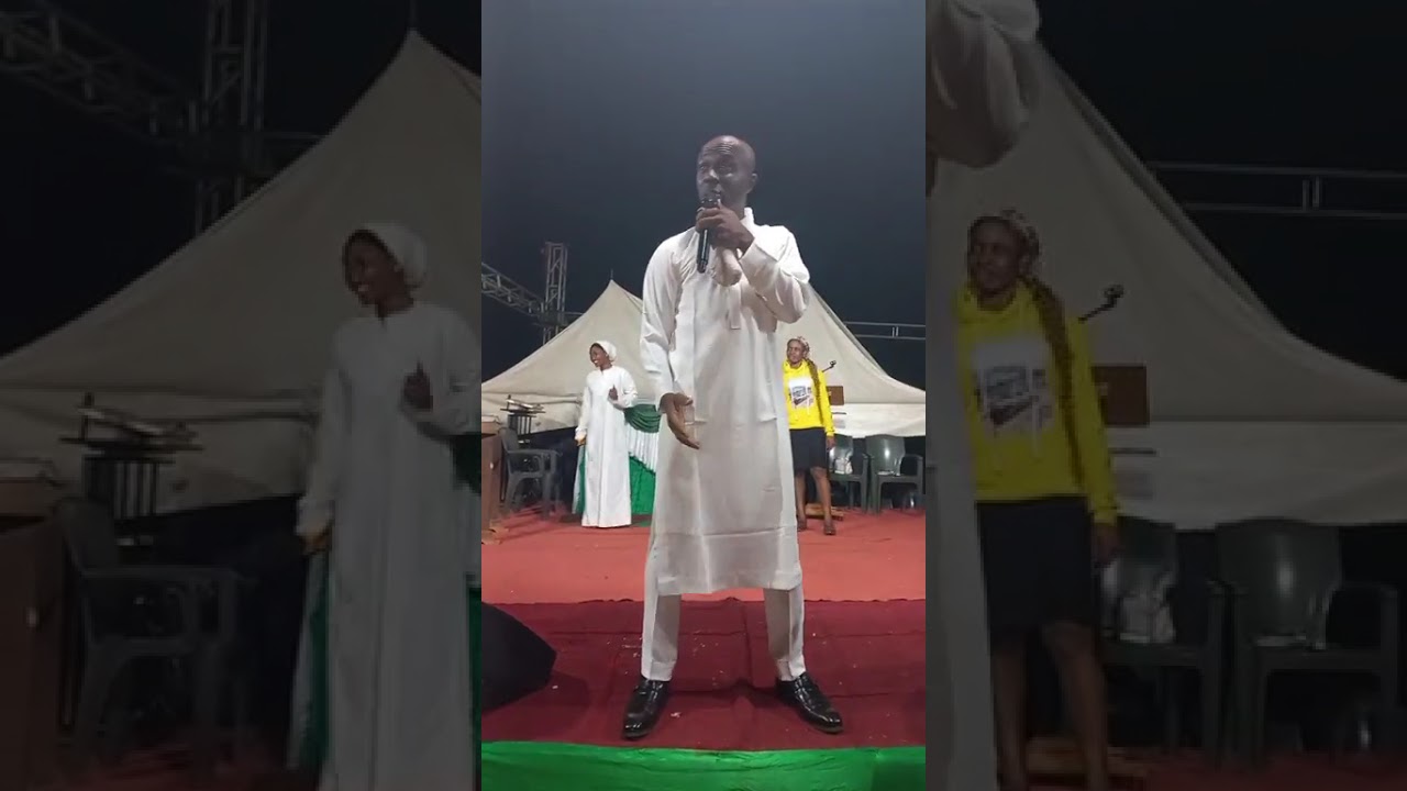 EXTRAORDINARY PRAISE AT NFCS REVIVAL UNIVERSITY OF NIGERIA NSUKKA 