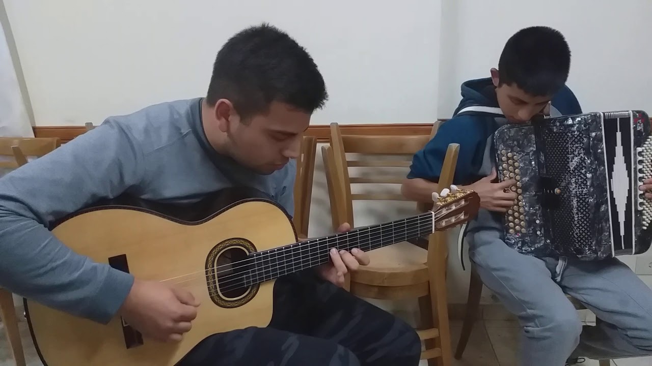 Pichon Gonzalez-Escobillando chamame