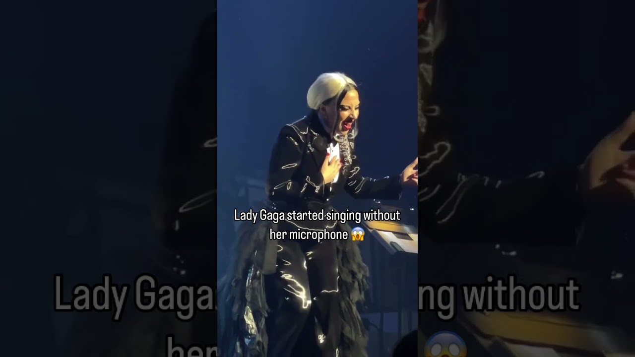 When Lady Gaga started singing without a Mic 🎤 