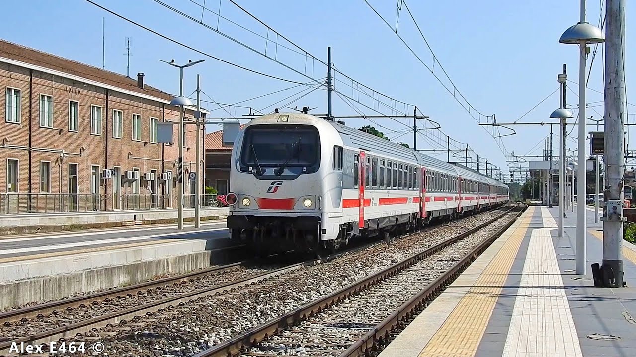 TRENI IN TRANSITO, ARRIVO E PARTENZA ALLA STAZIONE DI ROVIGO