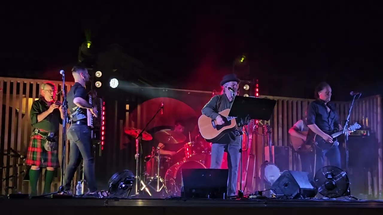 I luf - Ballata per Vik (live in Gionghi)