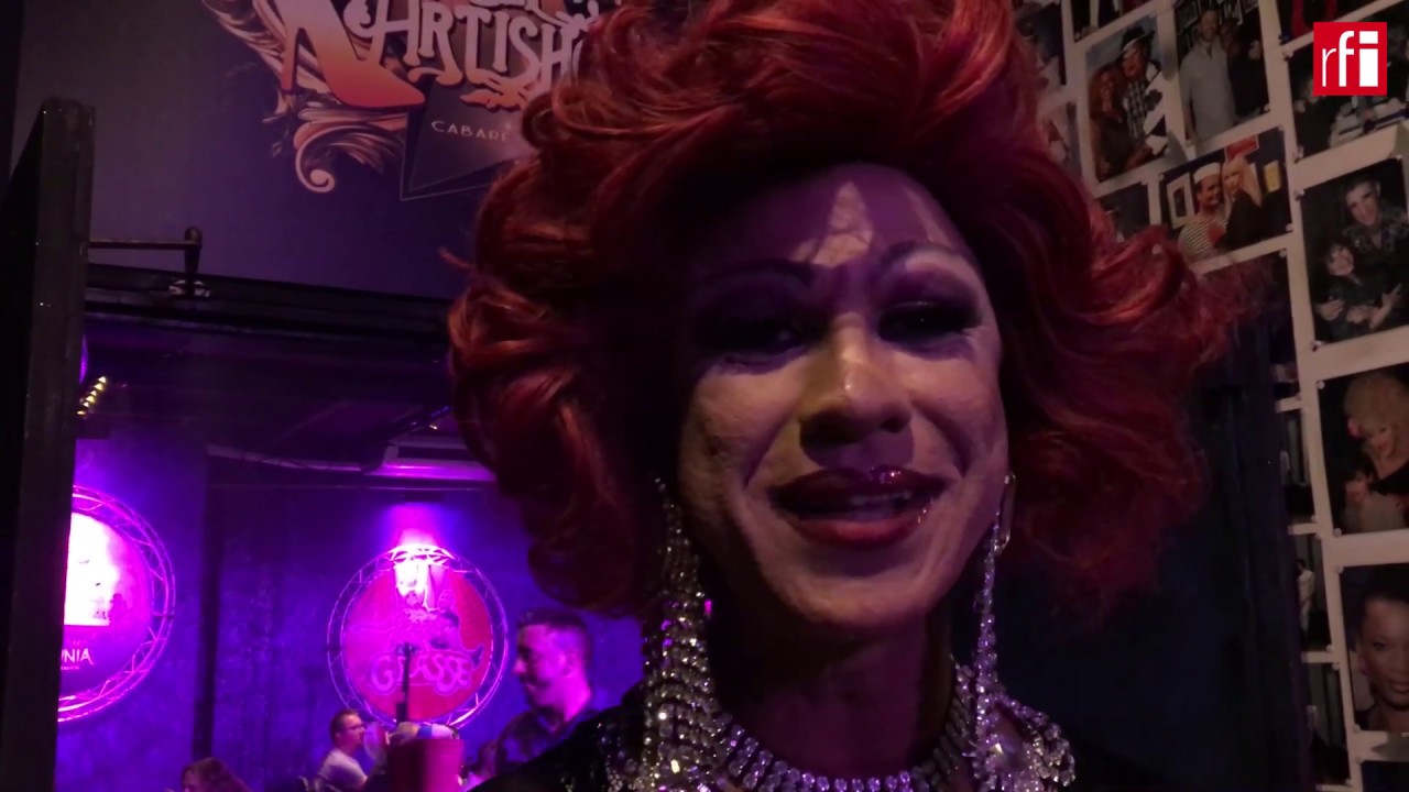 Show de drag queens em Paris