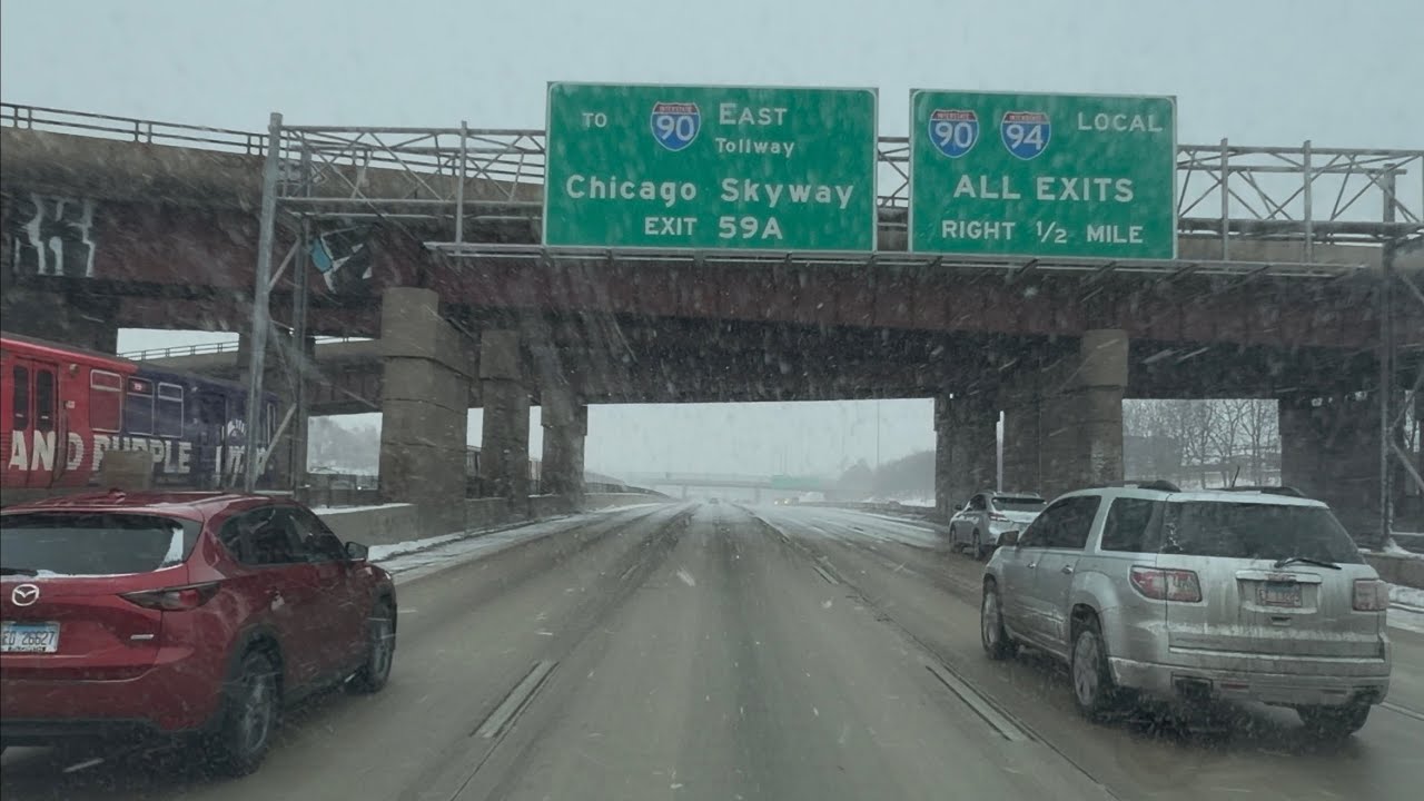 January 29/2026 Winter Driving Chicago to Homewood Illinois under snow showers 