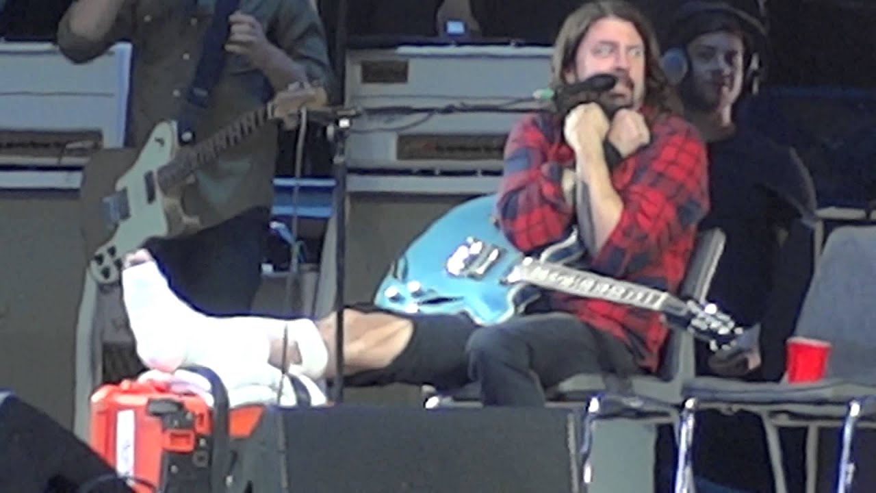 Foo Fighters - Band presentation and Schools out at Ullevi, Gothenburg 2015-06-12