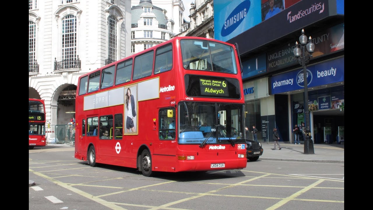 PICCADILLY CIRCUS BUSES LONDON APRIL 2012