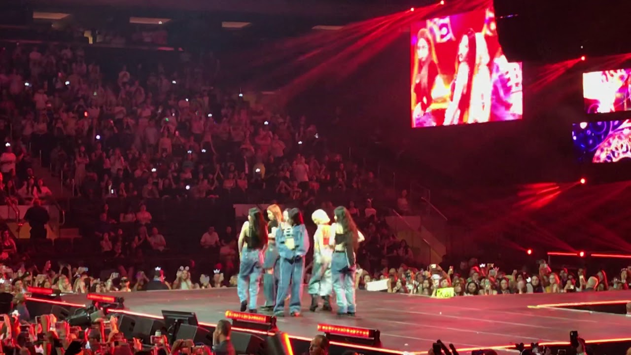 (G)idle at KCONNY 2019 performing Señorita