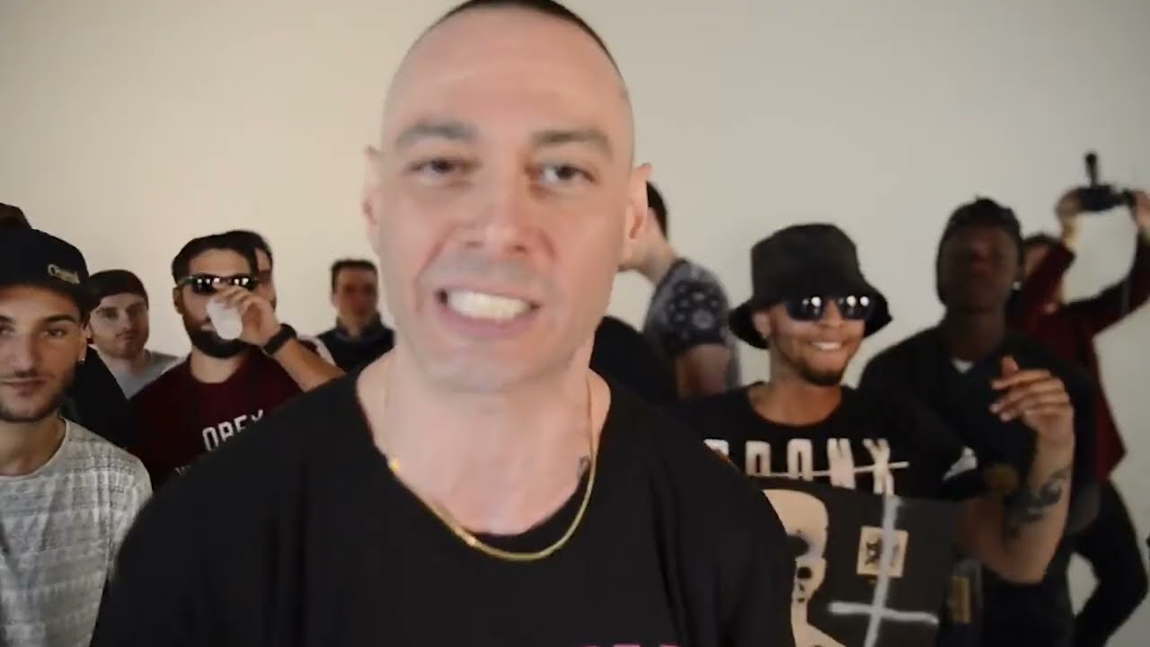Fabri Fibra ma è Drill