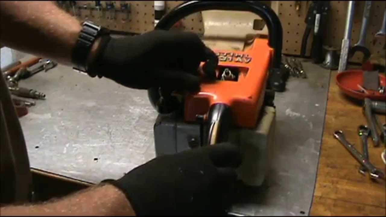 Stihl 031 AV chainsaw with bad oil pump