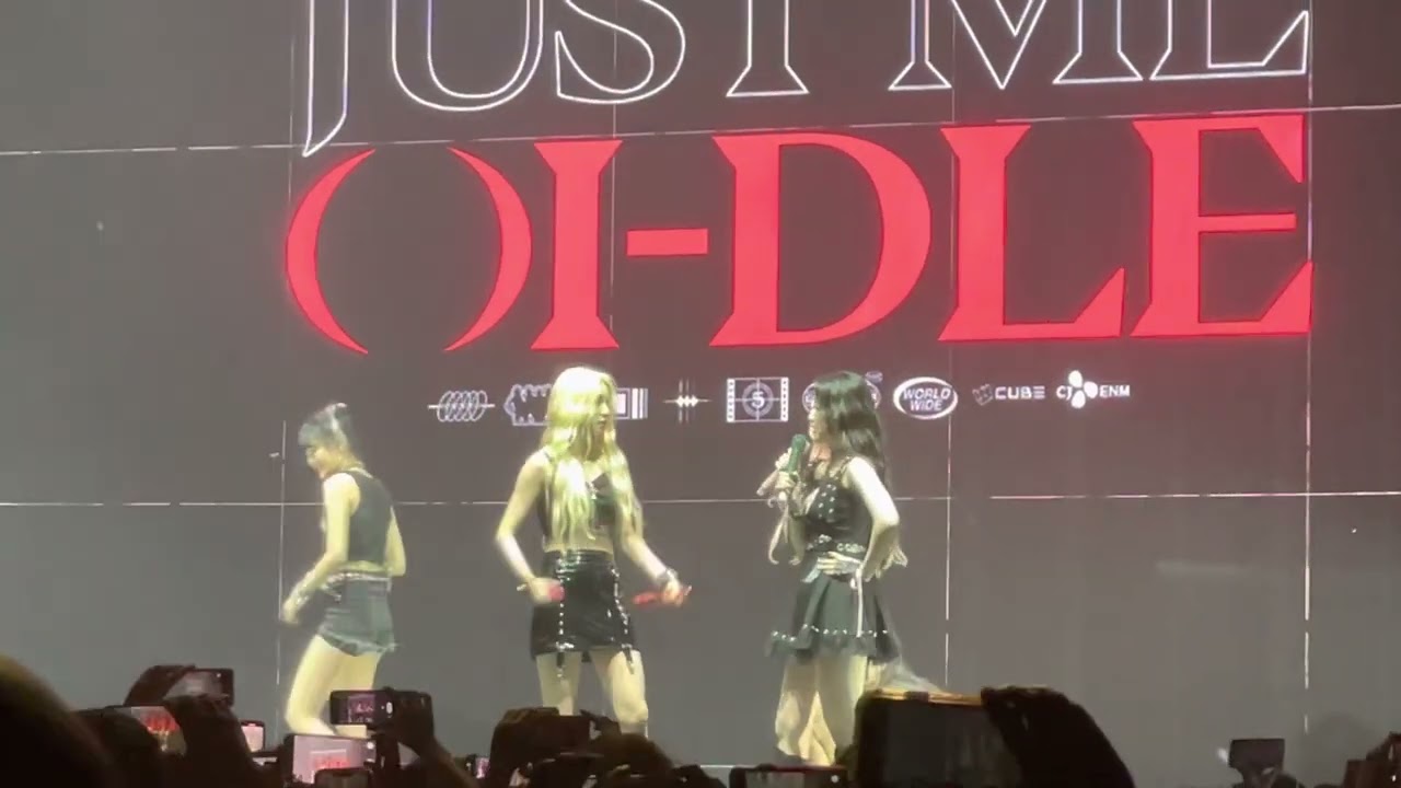 (G)-IDLE - Dance Battle | Chicago 2022 World Tour: JUST ME ( )I-DLE
