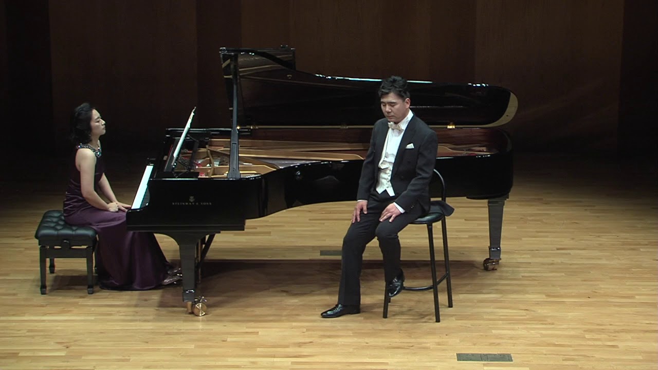 Robert Schumann Dichterliebe Op 48 - Baritone Kong Byung Woo