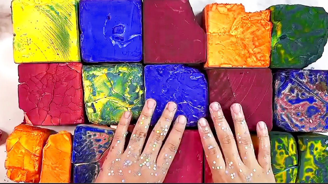 Colourful Dyed Gym chalk Crumbling #oddlysatisfying #gymchalkcrush #asmrsounds #stressrelief #asmr