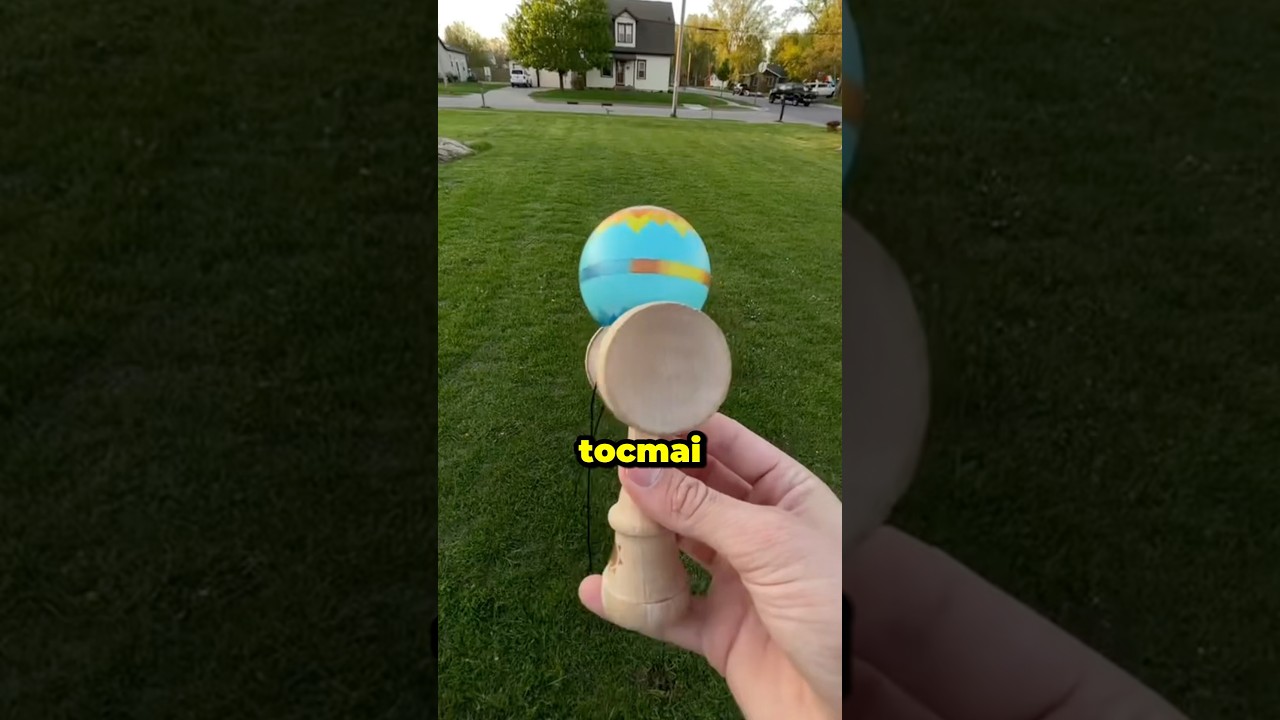 KENDAMA A DEVENIT CEA MAI POPULARA JUCARIE￼￼
