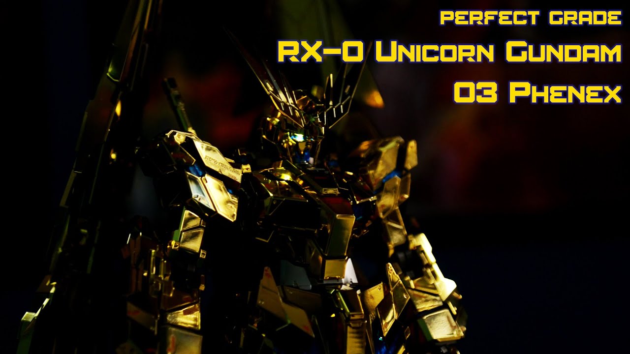 Perfect Grade [PG] RX-0 Unicorn Gundam 03 Phenex [we turned off the light because its to reflective]