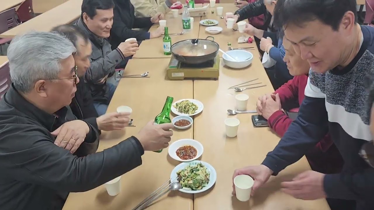 비산동성당2025년  대성전 대청소 하는날