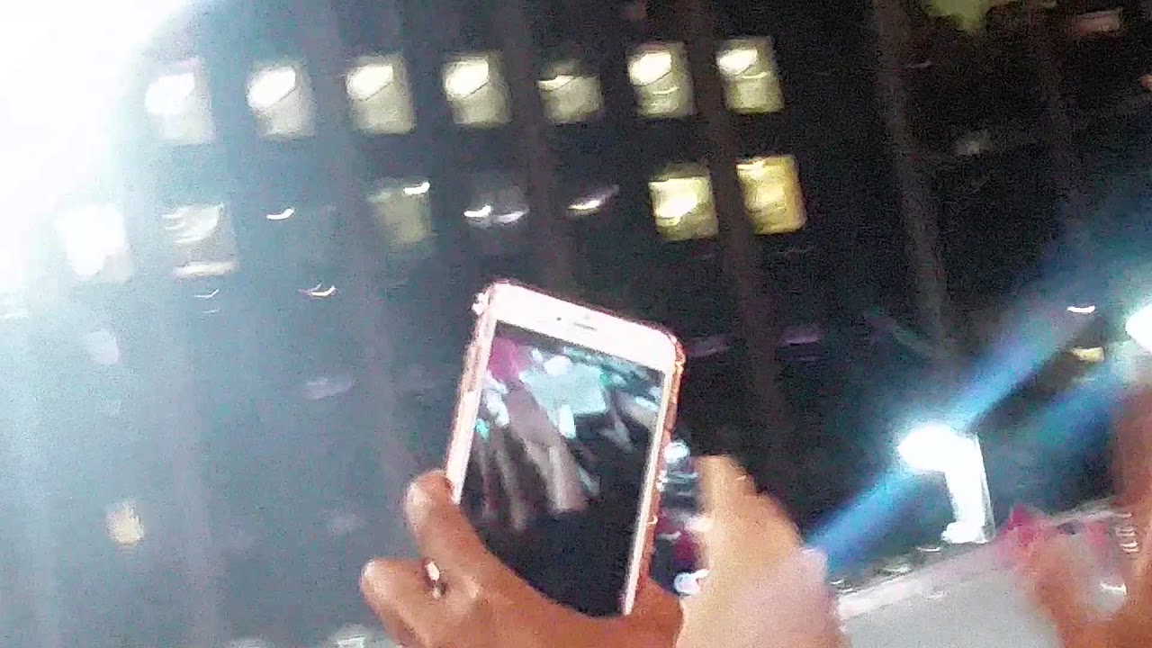 Cuando eres fan de luis miguel y lo esperas despues del consierto