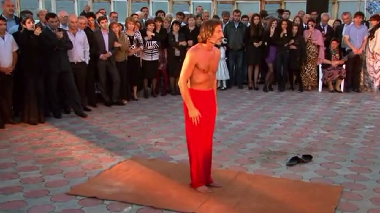 Человек змея в Дагестане. Мухтар Гусенгаджиев #short #lezginkadance #caucasiandance