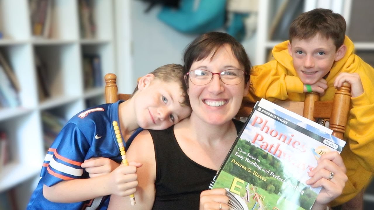 4 Tips to Teach Language Arts | Large Family Homeschool