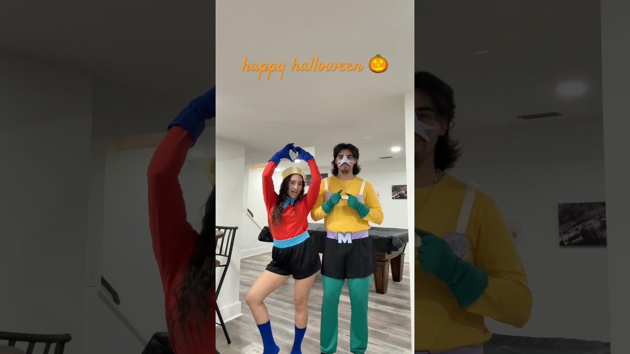 the costume of all costume #halloween #costume #dayinmylife #inmy20s #halloweencostume