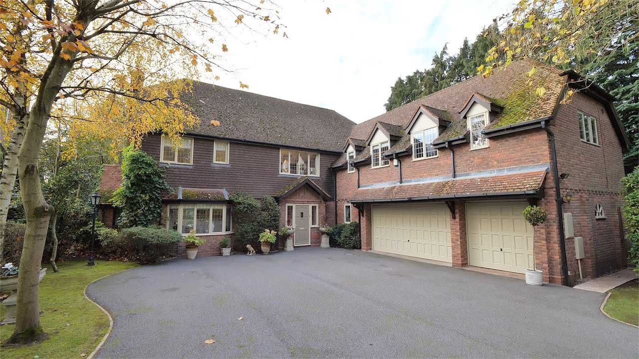 Stunning Contemporary Interiors in Outstanding Property Tour - Fine & Country Solihull