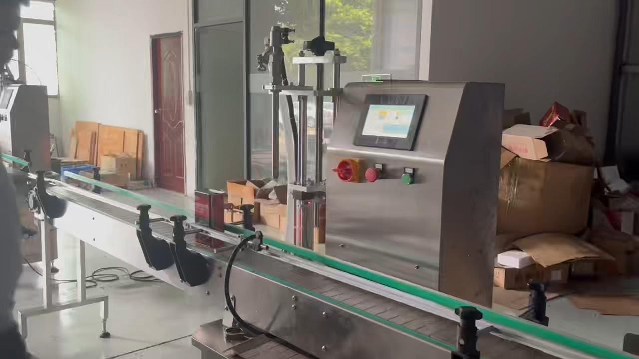 Affordable high-speed liquid filling solution - Single head 經濟實惠的高速液體填充解決方案 - 單頭